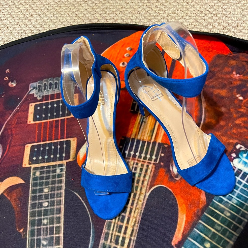 🦋Classic Royal Blue Suede Ankle Strap Heeled Sandals!
